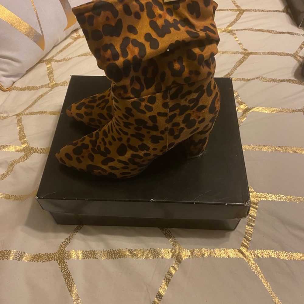 These boots are in great condition only been worn a few times